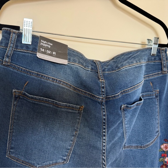 NWT Mossimo Super Stretch High Rise Jegging with Floral Embroidery Size 14/32 - Picture 11 of 14